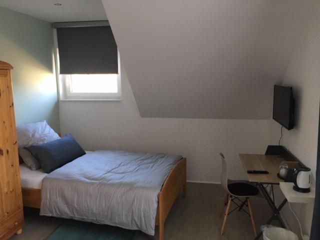 Gaeste Und Messezimmer אדלהייסדורף מראה חיצוני תמונה