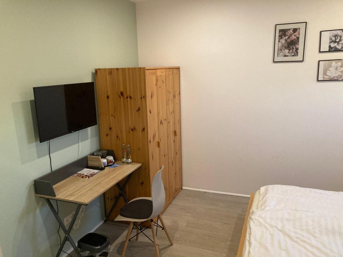 Gaeste Und Messezimmer אדלהייסדורף מראה חיצוני תמונה