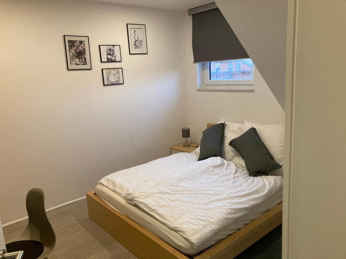 Gaeste Und Messezimmer אדלהייסדורף מראה חיצוני תמונה