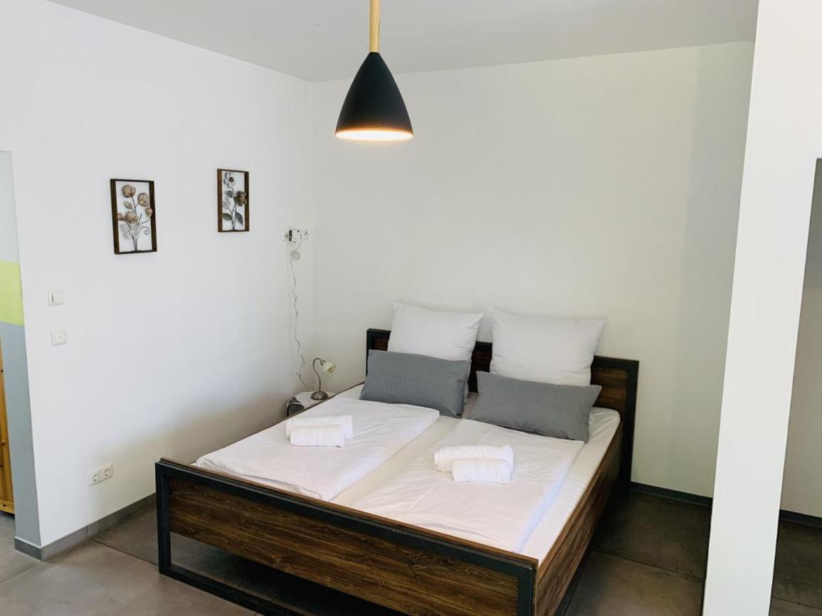 Gaeste Und Messezimmer אדלהייסדורף מראה חיצוני תמונה